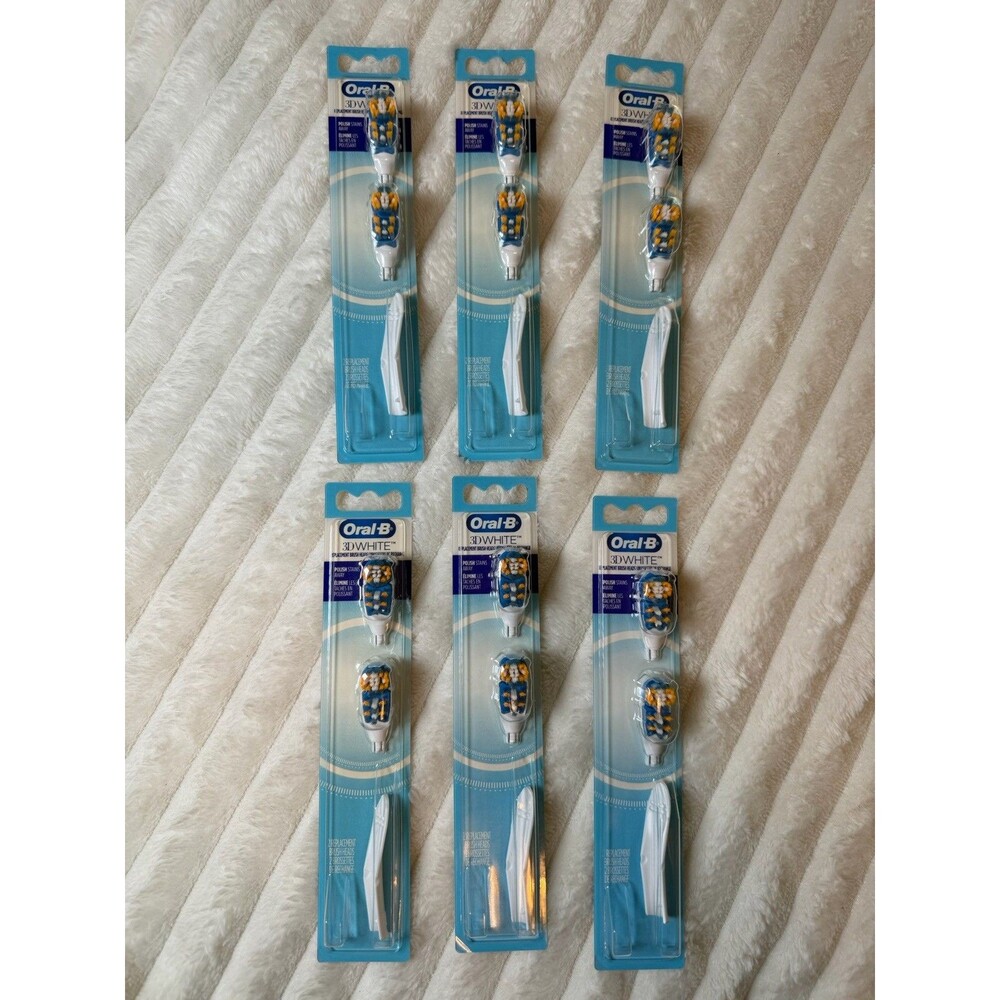 Oral-B 3D Lot Of 6 -White Battery Power Toothbrush Replacement Heads - 2ct